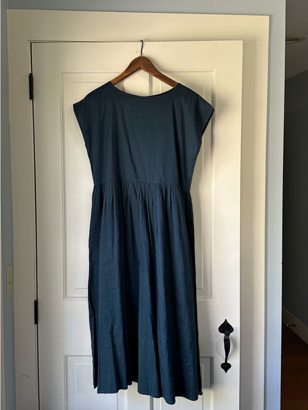 NWT Urban Research Reversible Cap Sleeve Midi Dress in Deep Teal/Black, size M